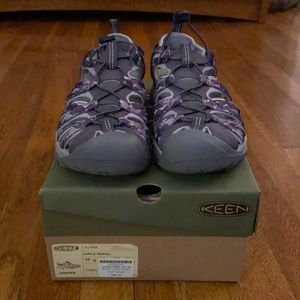 Keen women’s size 10 sport sandal